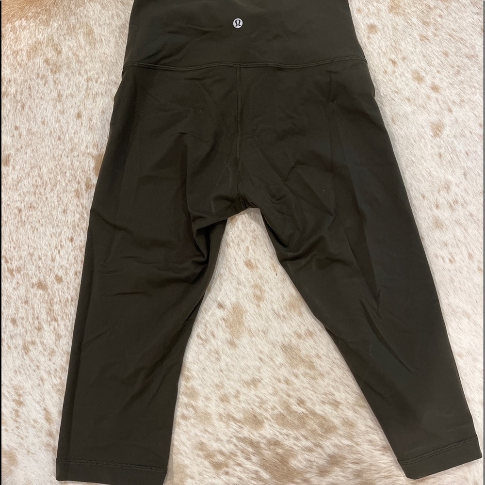 Lulu lemon crop leggings